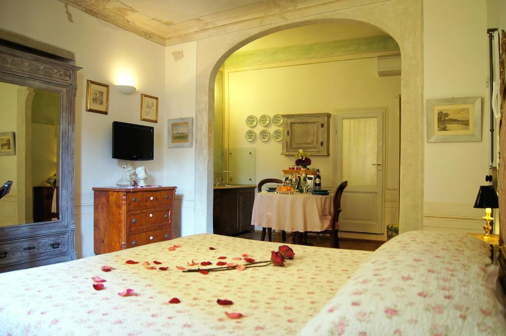 Melarancio Apartments Florence Room photo