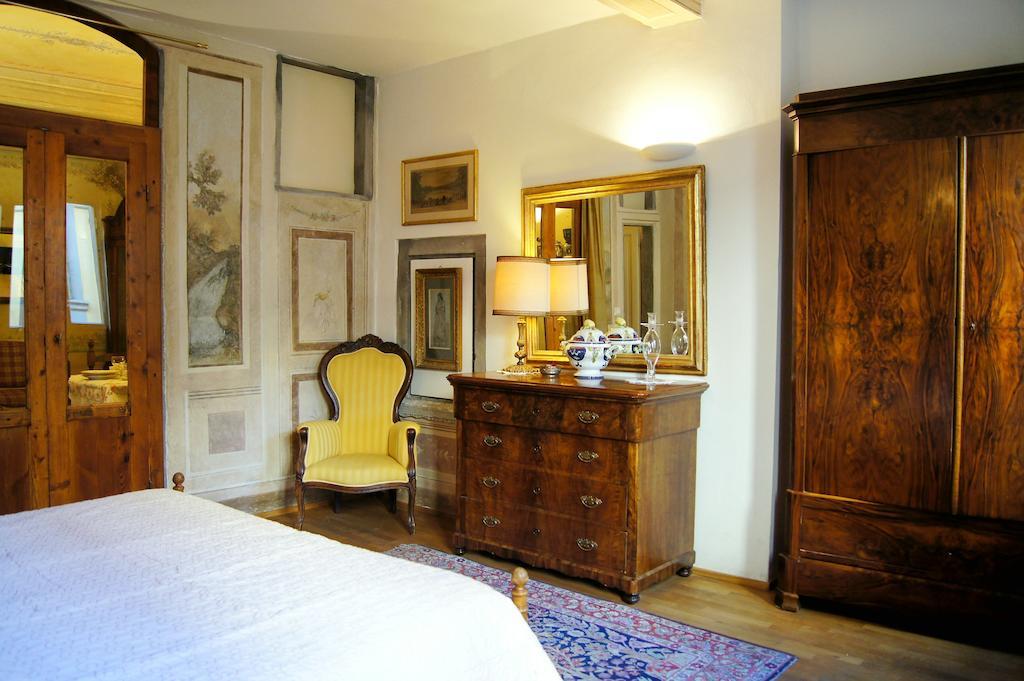 Melarancio Apartments Florence Room photo