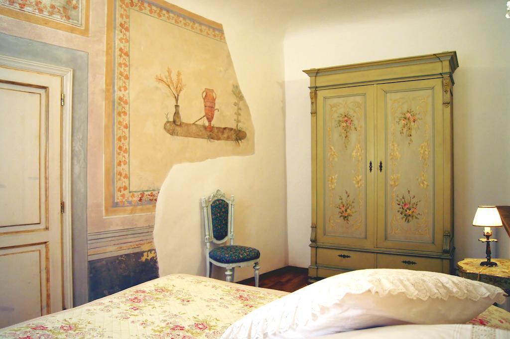 Melarancio Apartments Florence Room photo